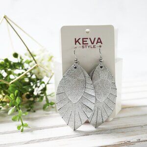🆕 Keva Style Silver Layered Earrings